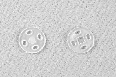 Кнопки пришивные пластиковые 10 мм, блистер 24шт, цв.-прозрачные - купить в Волгограде. Цена: 48.41 руб.
